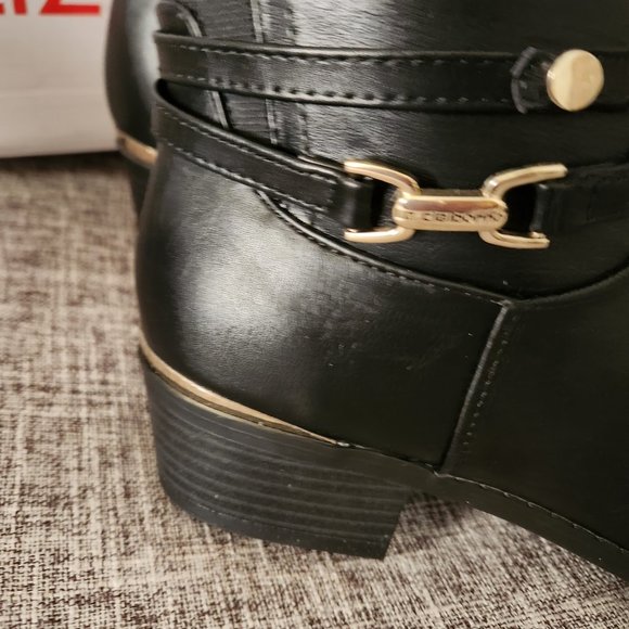 Women's Boots - Size 8.5 Mediu - Picture 4 of 5